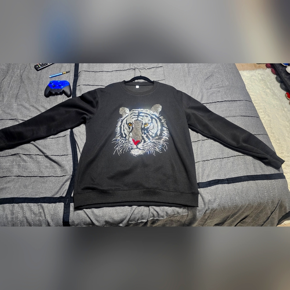 Tiger sweater